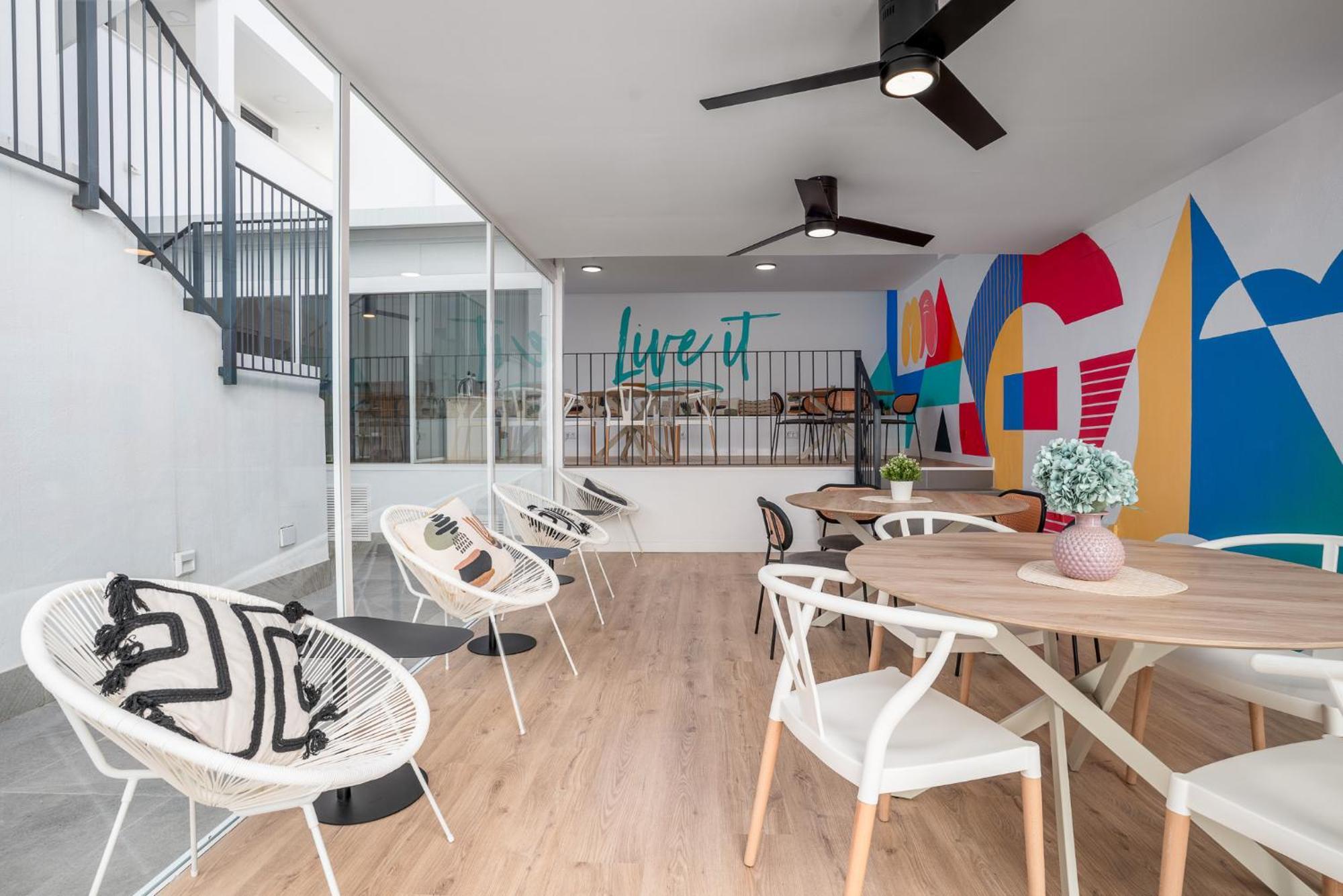 Live It Malaga Hotel Exterior photo